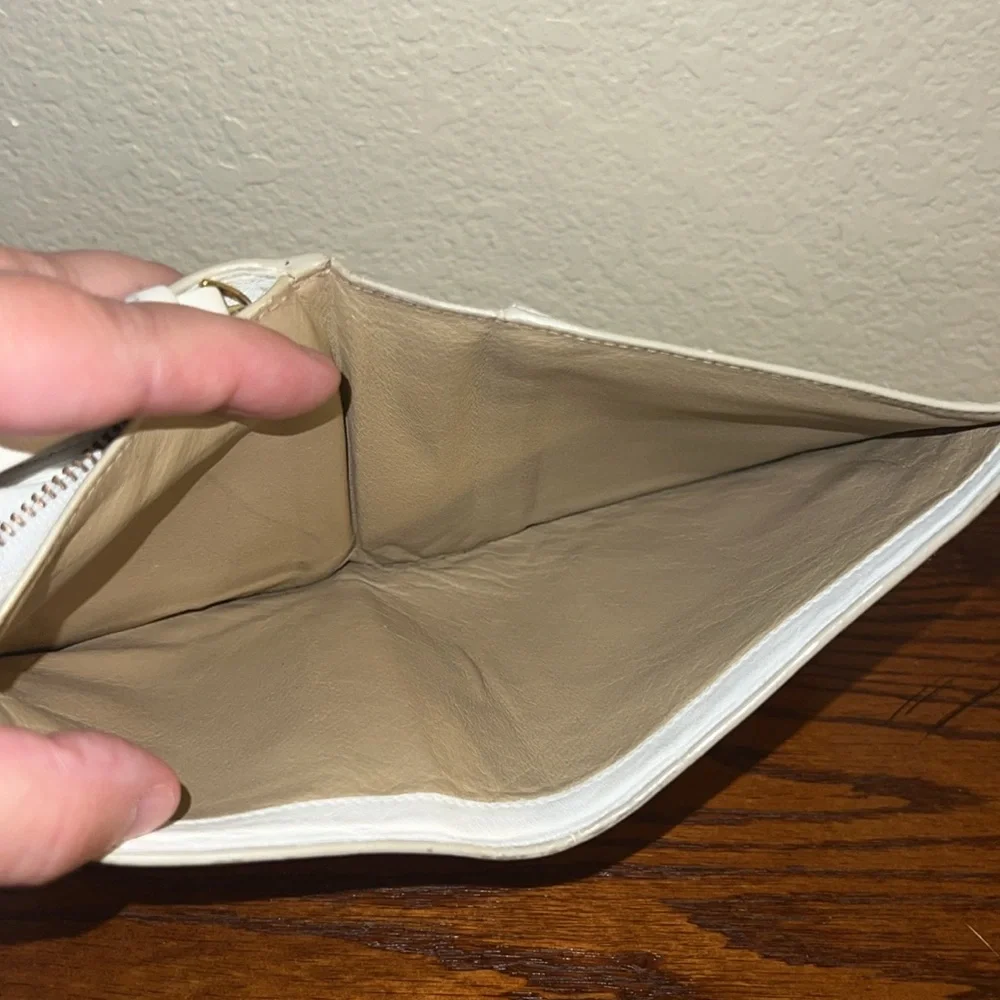 Bottega Veneta Authentic White bifold wallet